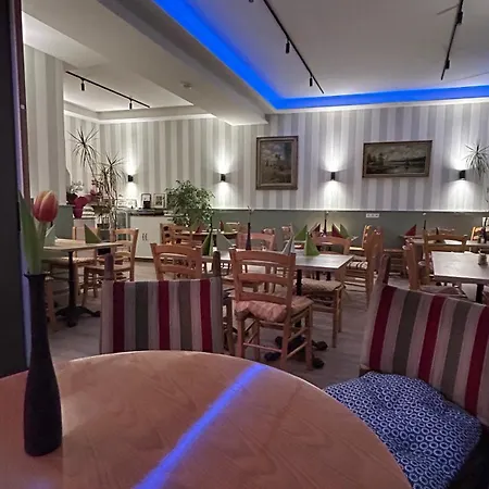 Ohm Patt Hotel
