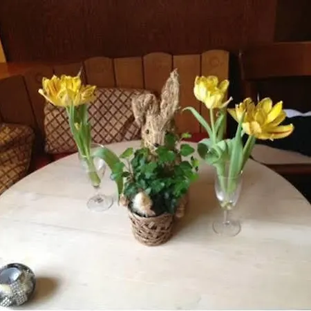 奥姆帕特酒店 2*