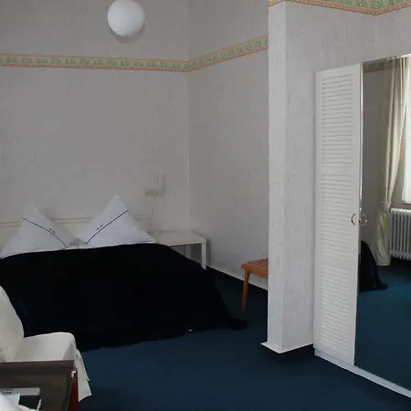 Ohm Patt Hotel 2*